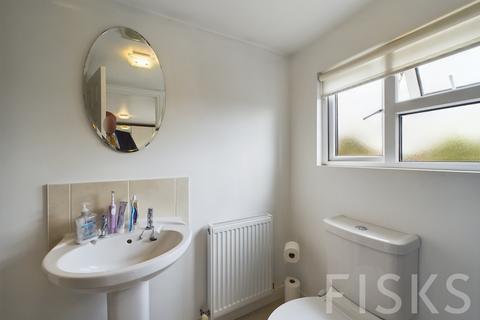 330 Central Avenue, Southend-on-sea, SS2 4EG