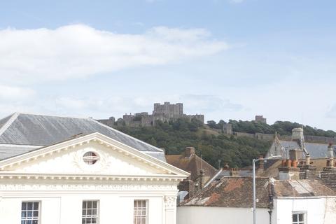 4 bedroom terraced house for sale, High Street, Dover, CT16