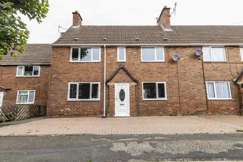 3 bedroom semi-detached house for sale, Walton Drive, Boythorpe, Chesterfield