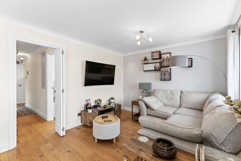5 Wilberforce Close, Crawley, RH11 9TD
