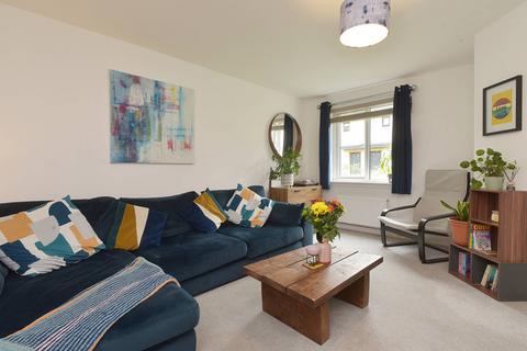 3 bedroom end of terrace house for sale, 16 Lumsden Loan, Edinburgh, EH17 8ZF