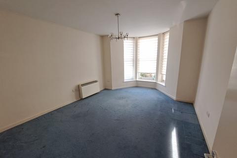 1 bedroom flat for sale, Burlington Place, Eastbourne BN21