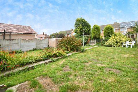 2 bedroom semi-detached bungalow for sale, Harlesthorpe Avenue, Clowne, Chesterfield, S43 4AF