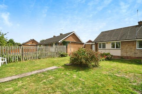 2 bedroom semi-detached bungalow for sale, Harlesthorpe Avenue, Clowne, Chesterfield, S43 4AF