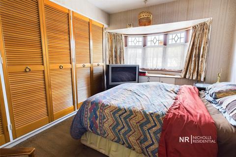 32 Meadowview Road, Epsom, KT19 9UB