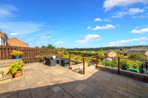 29 Everard Drive, Sheffield, S17 4NE