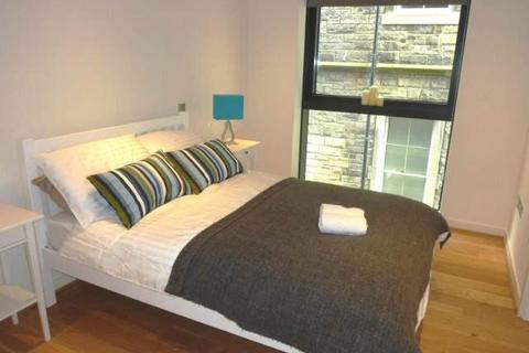 2 bedroom flat to rent, Simpson Loan, Edinburgh,