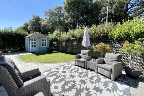 2 bedroom bungalow for sale, Woodfield Gardens, Christchurch BH23