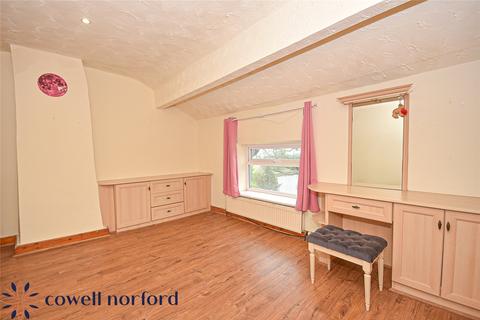 9 Higher Moulding, Bury, BL9 6TS