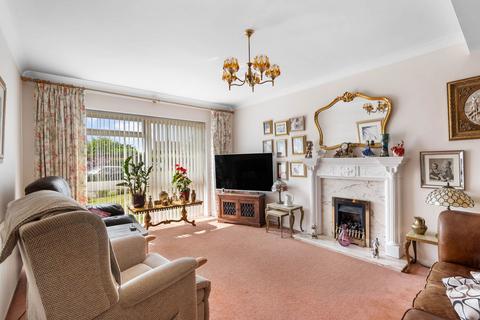 4 bedroom detached house for sale, 11 Green Lane, Lower Broadheath, Worcester.  WR2 6SH