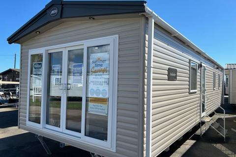 2 bedroom static caravan for sale, Pakefield Holiday Park