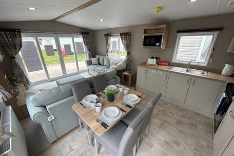 2 bedroom static caravan for sale, Pakefield Holiday Park