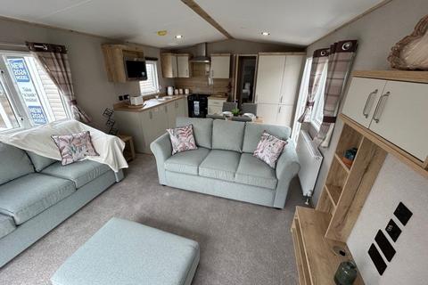 2 bedroom static caravan for sale, Pakefield Holiday Park