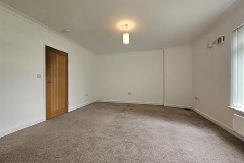 Studio for sale, Clive Avenue, Worthing