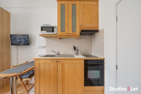 undefined, Belgrave Road, London SW1V