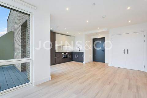 1 bedroom apartment to rent, Sliverleaf House, Verdean, Acton, W3