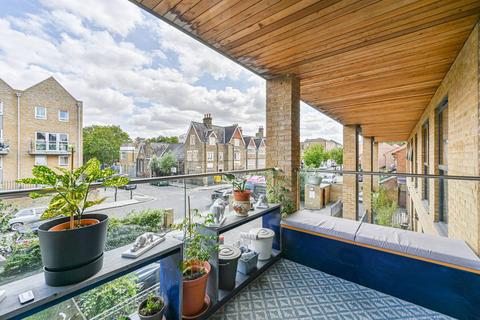 2 bedroom flat for sale, Sumner Road, Peckham, London, SE15