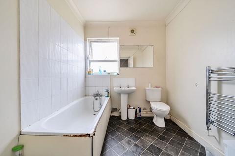 39 First Avenue, Grays, RM20 3JR