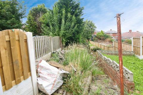 101 Highstone Road, Barnsley, S70 4ET