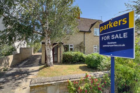 3 bedroom semi-detached house for sale, Eynsham Road, Witney OX29