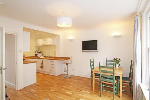 1 bedroom apartment for sale, St. Cyriacs, Chichester