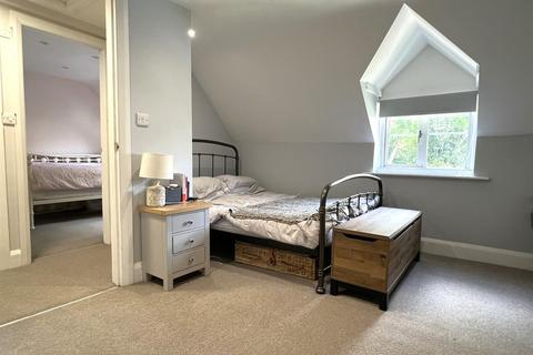 Clarion Cottage, 6 Bangor Road, Overton, Wrexham, LL13 0HB