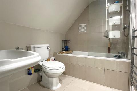 Clarion Cottage, 6 Bangor Road, Overton, Wrexham, LL13 0HB