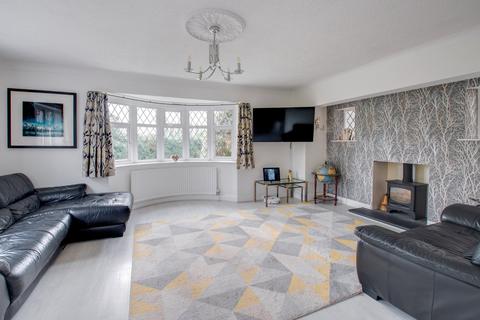 4 bedroom detached house for sale, Lower Shepley Lane, Lickey End, Bromsgrove, Worcestershire, B60