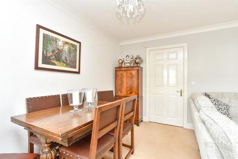 3 bedroom end of terrace house for sale, Maxwell Road, Brompton, Gillingham, Kent