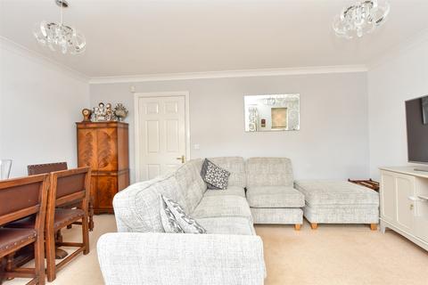 3 bedroom end of terrace house for sale, Maxwell Road, Brompton, Gillingham, Kent