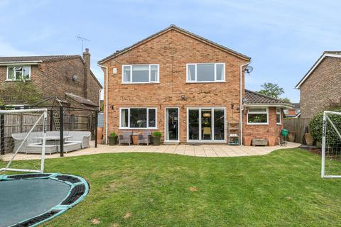 4 bedroom detached house for sale, The Boreen, Headley Down, Hampshire