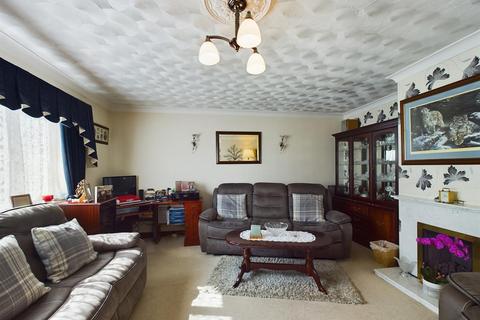 16 Braeburn, Eastfield, Scarborough, YO11 3LG