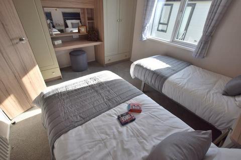 2 bedroom lodge for sale, Silver Sands Holiday Park