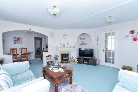 2 bedroom park home for sale, Knightcrest Park, Milford Road, Everton, Lymington, SO41