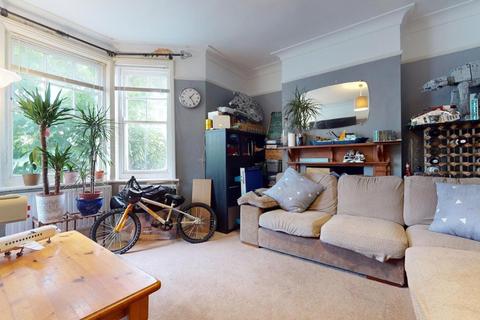 2 bedroom apartment for sale, Dumbarton Road, Brixton, London, SW2