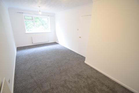 2 bedroom apartment to rent, Felton Road, Poole