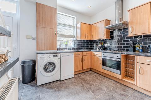 1 Airedale Terrace, Woodlesford, Leeds, LS26 8LT