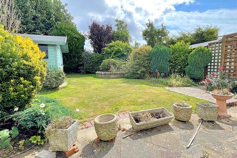 3 bedroom bungalow for sale, Madehurst Way, Littlehampton, West Sussex, BN17