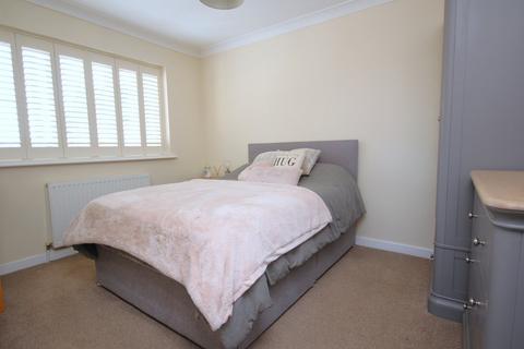 65a Bailey Crescent, Poole, BH15 3EZ
