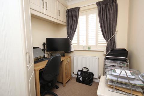 65a Bailey Crescent, Poole, BH15 3EZ
