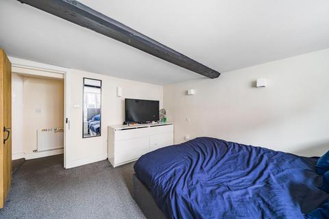 3 bedroom flat for sale, Chesham,  Buckinghamshire,  HP5