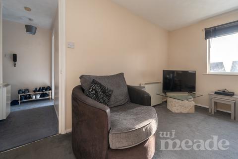 1 bedroom flat for sale, Beaufort Close, Chingford, E4