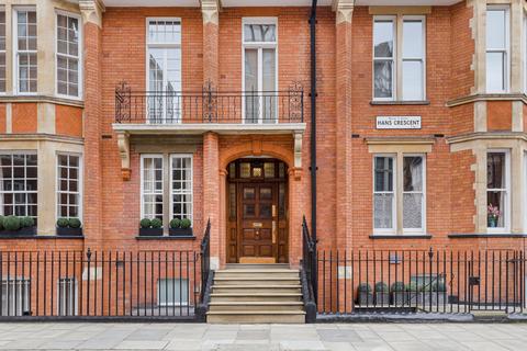 2 bedroom apartment for sale, Hans Crescent, London SW1X