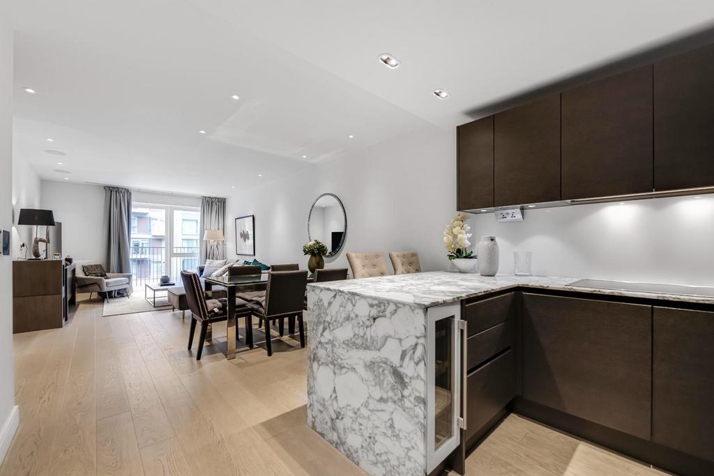 Open Plan Lounge / Kitchen