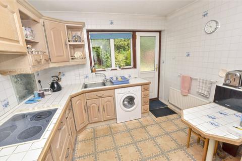 61 Arnold Road, West Moors, Ferndown, BH22 0JX