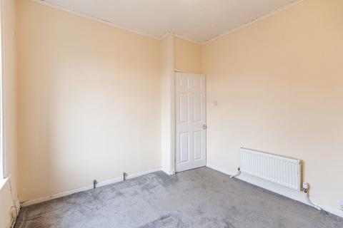 2 bedroom end of terrace house for sale, Top Of Carr, Batley, WF17