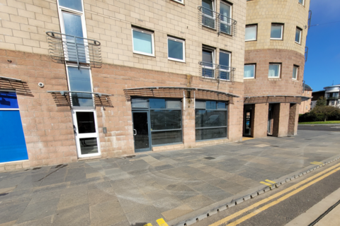 Retail property (high street) to rent, Constitution Street, Edinburgh EH6