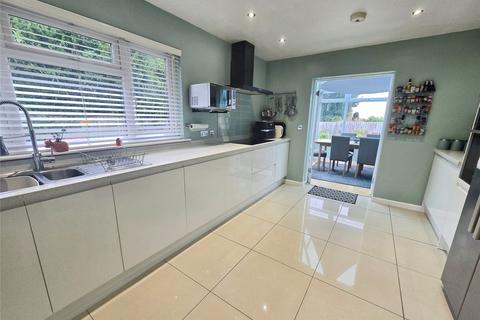 3 bedroom detached house for sale, Amos Hill, Totland Bay, Isle of Wight