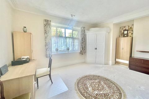 4 bedroom apartment for sale, Chesterfield Road, Meads, Eastbourne, BN20