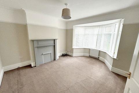 3 bedroom semi-detached house for sale, Fellside Road, Whickham, Newcastle upon Tyne, Tyne and Wear, NE16 4JR